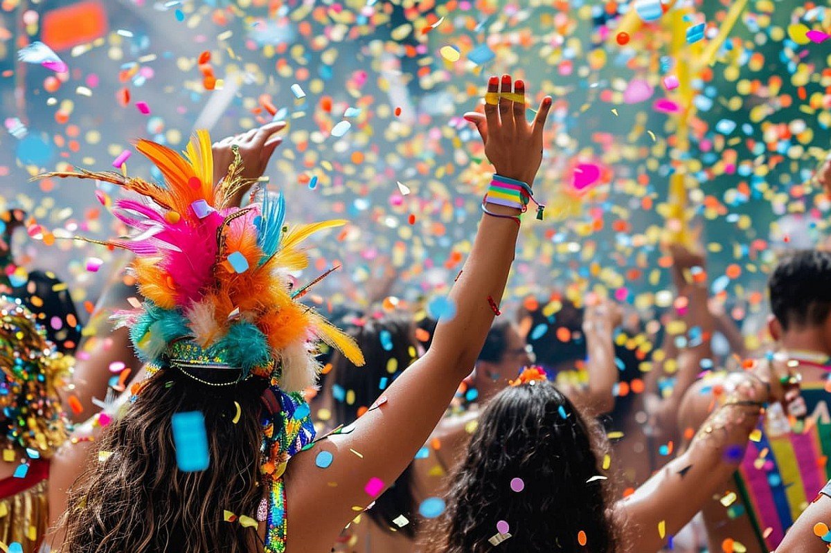 Cerveja, glitter e mais: preços disparam e deixam Carnaval mais caro; veja como economizar Cerveja, glitter e mais: preços disparam e deixam Carnaval mais caro; veja como economizar