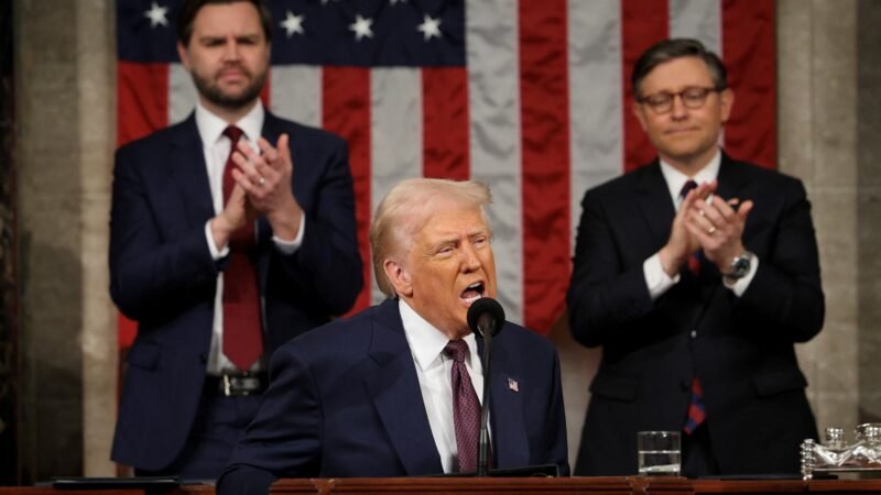 Trump defende ‘tarifaço’ e diz que países como o Brasil ‘roubam’ os EUA com taxas desiguais