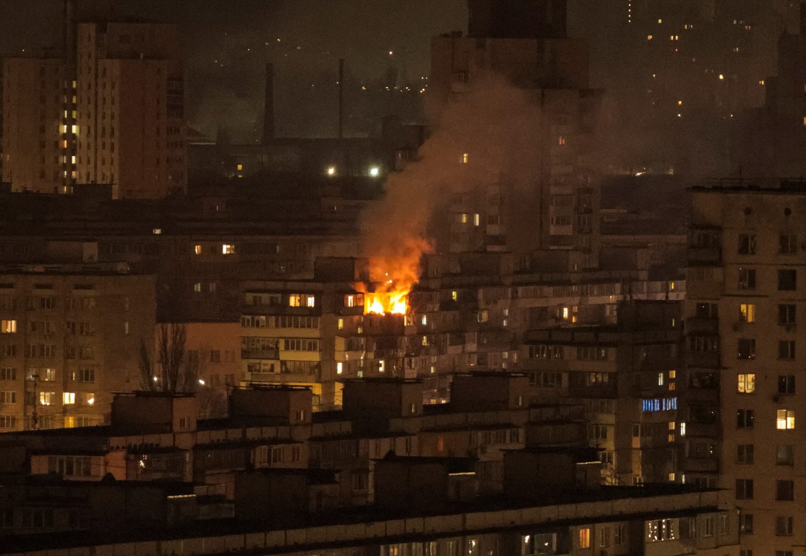 Ataque de drones russos deixa dois mortos em Kiev, dizem autoridades ucranianas Ataque de drones russos deixa dois mortos em Kiev, dizem autoridades ucranianas