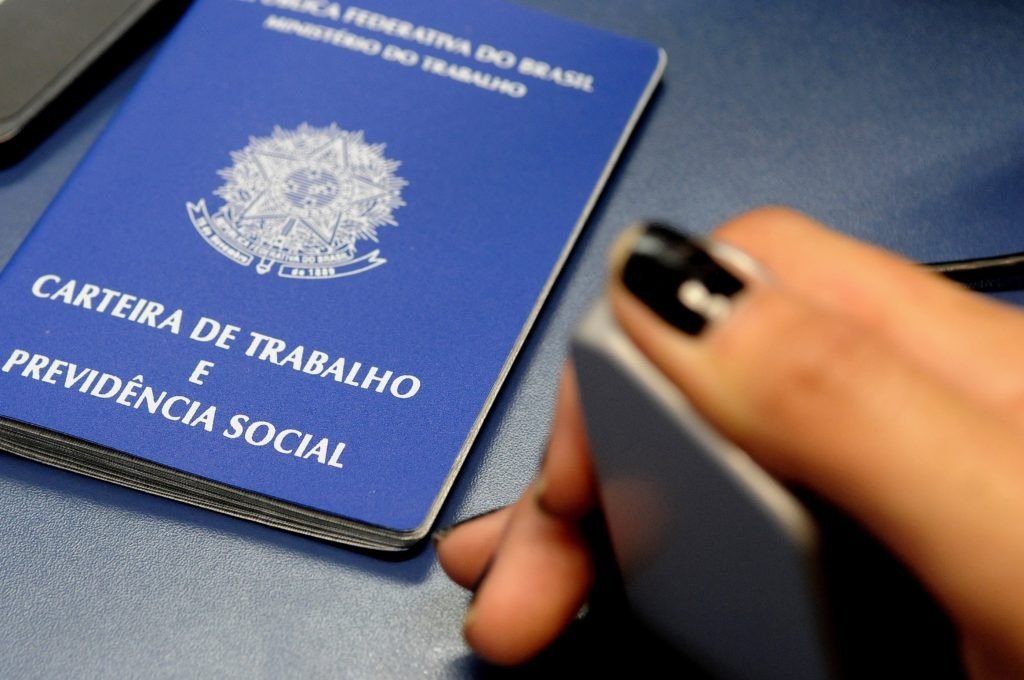 RN abre 2,4 mil postos de trabalho com carteira assinada em fevereiro, aponta Caged RN abre 2,4 mil postos de trabalho com carteira assinada em fevereiro, aponta Caged