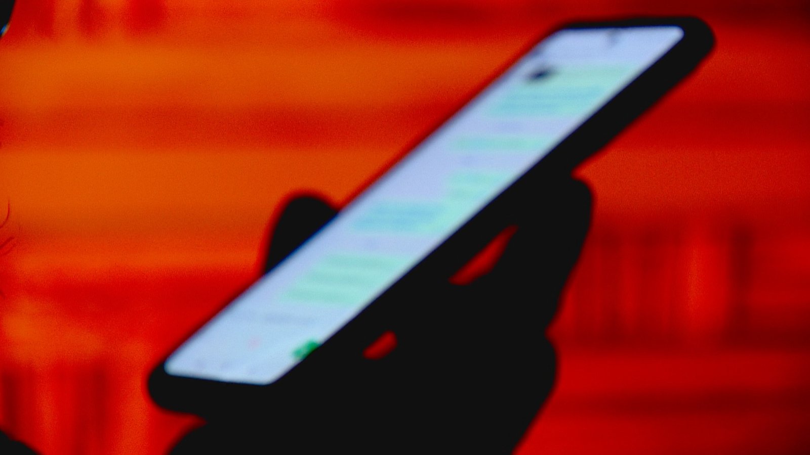 O Assunto #1432: Celular roubado – o crime que apavora O Assunto #1432: Celular roubado – o crime que apavora