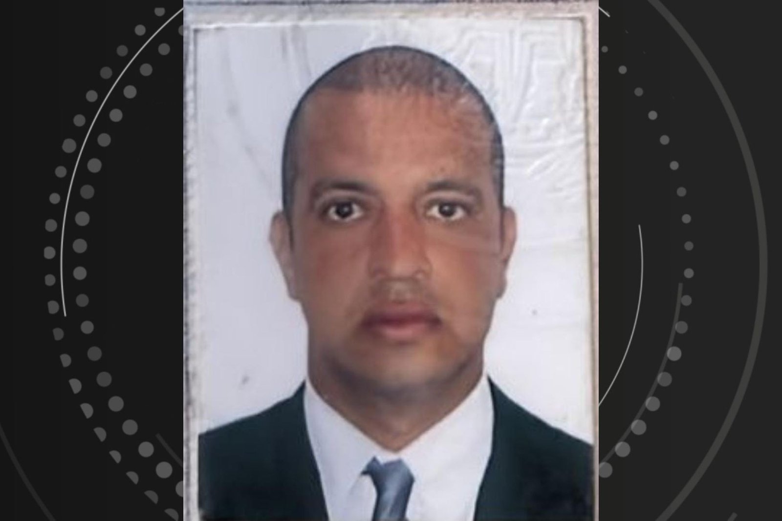 Policial civil de 41 anos é morto a tiros em Salvador fora de serviço Policial civil de 41 anos é morto a tiros em Salvador fora de serviço