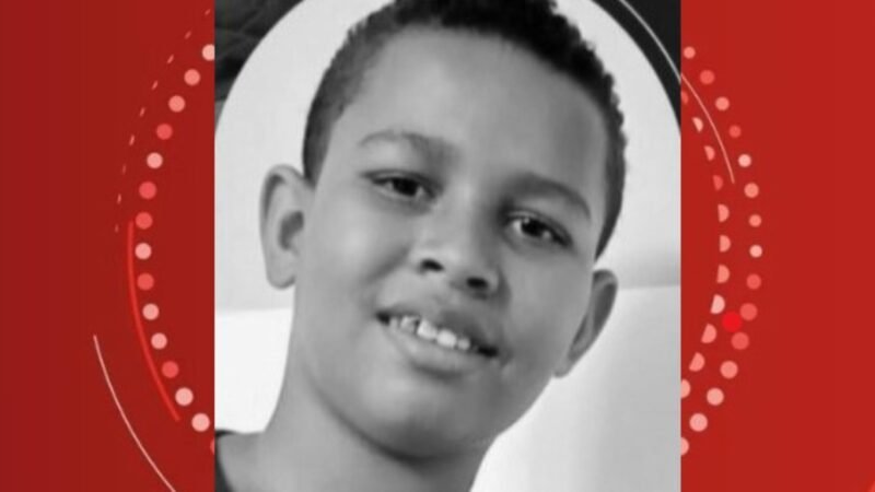 Garoto de 13 anos morre após cair de barranco de 4 metros de altura enquanto brincava de ‘cabra-cega’ no interior da Bahia