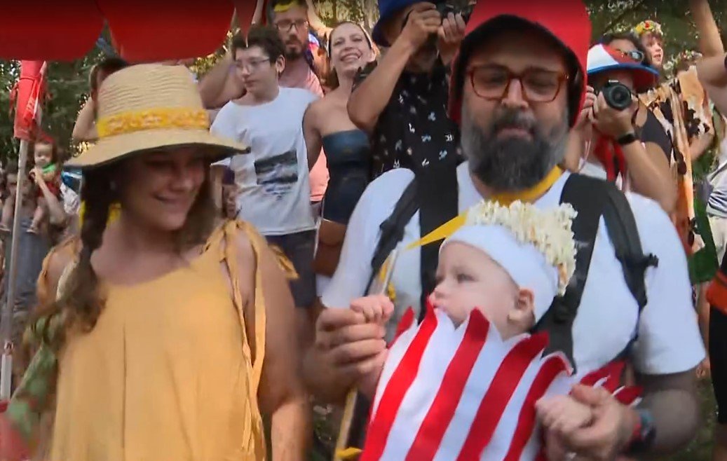Blocos do pós-carnaval atraem foliões para despedida da festa nas ruas de SP neste sábado Blocos do pós-carnaval atraem foliões para despedida da festa nas ruas de SP neste sábado