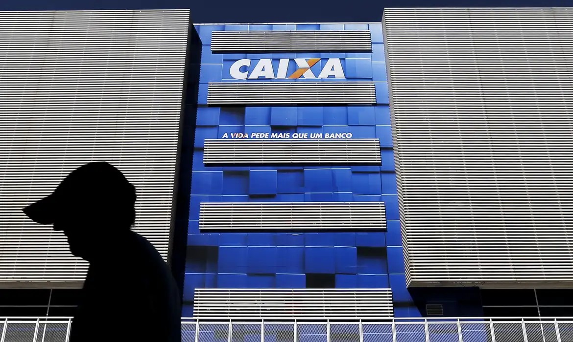 PF mira grupo suspeito de fraudar contratos imobiliários em esquema de estelionato contra a Caixa PF mira grupo suspeito de fraudar contratos imobiliários em esquema de estelionato contra a Caixa