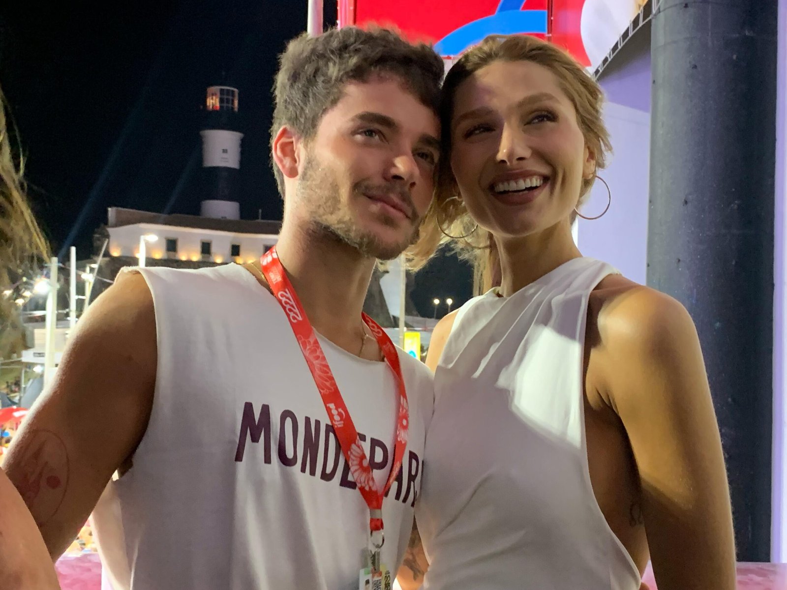 Sasha Meneghel e João Lucas curtem o quarto dia do carnaval de Salvador Sasha Meneghel e João Lucas curtem o quarto dia do carnaval de Salvador