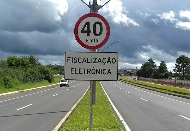 Poços de Caldas arrecada R$ 5,6 milhões com multas de trânsito em 2024 Poços de Caldas arrecada R$ 5,6 milhões com multas de trânsito em 2024