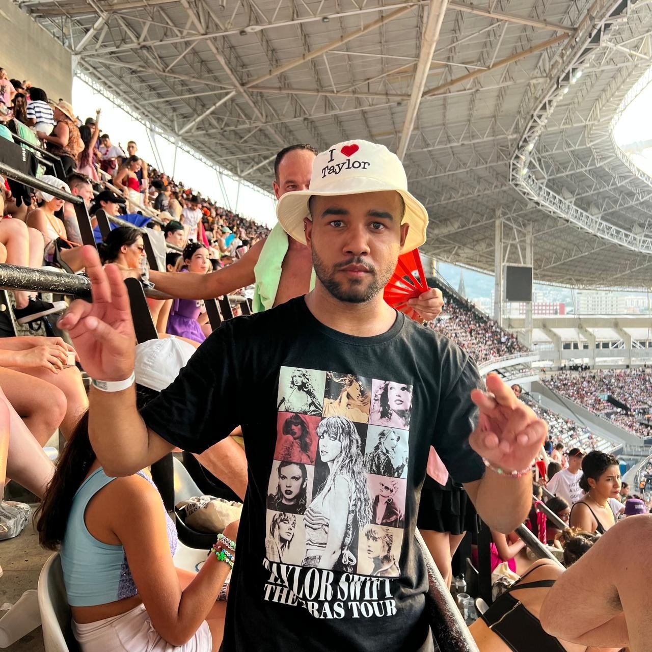 Empresa responsável por show de Taylor Swift é condenada a indenizar influenciador digital Empresa responsável por show de Taylor Swift é condenada a indenizar influenciador digital