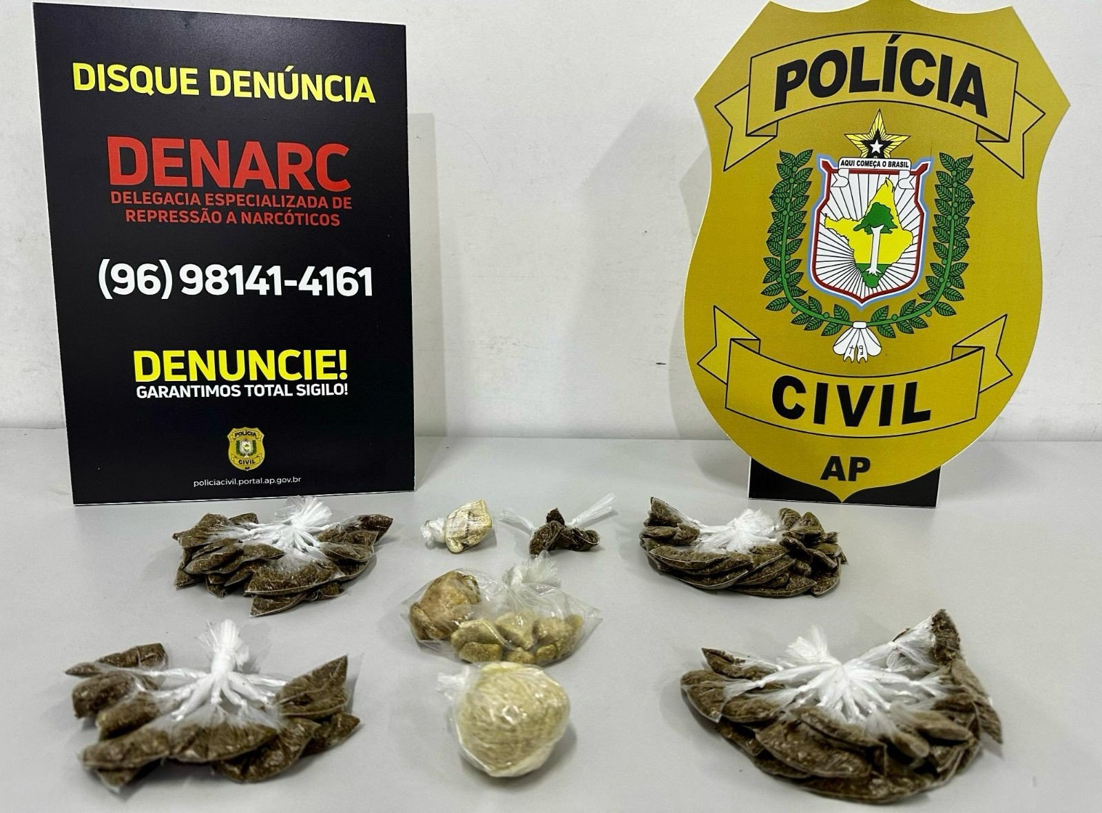 Operação prende 28 pessoas ligadas ao tráfico de drogas no Amapá Operação prende 28 pessoas ligadas ao tráfico de drogas no Amapá