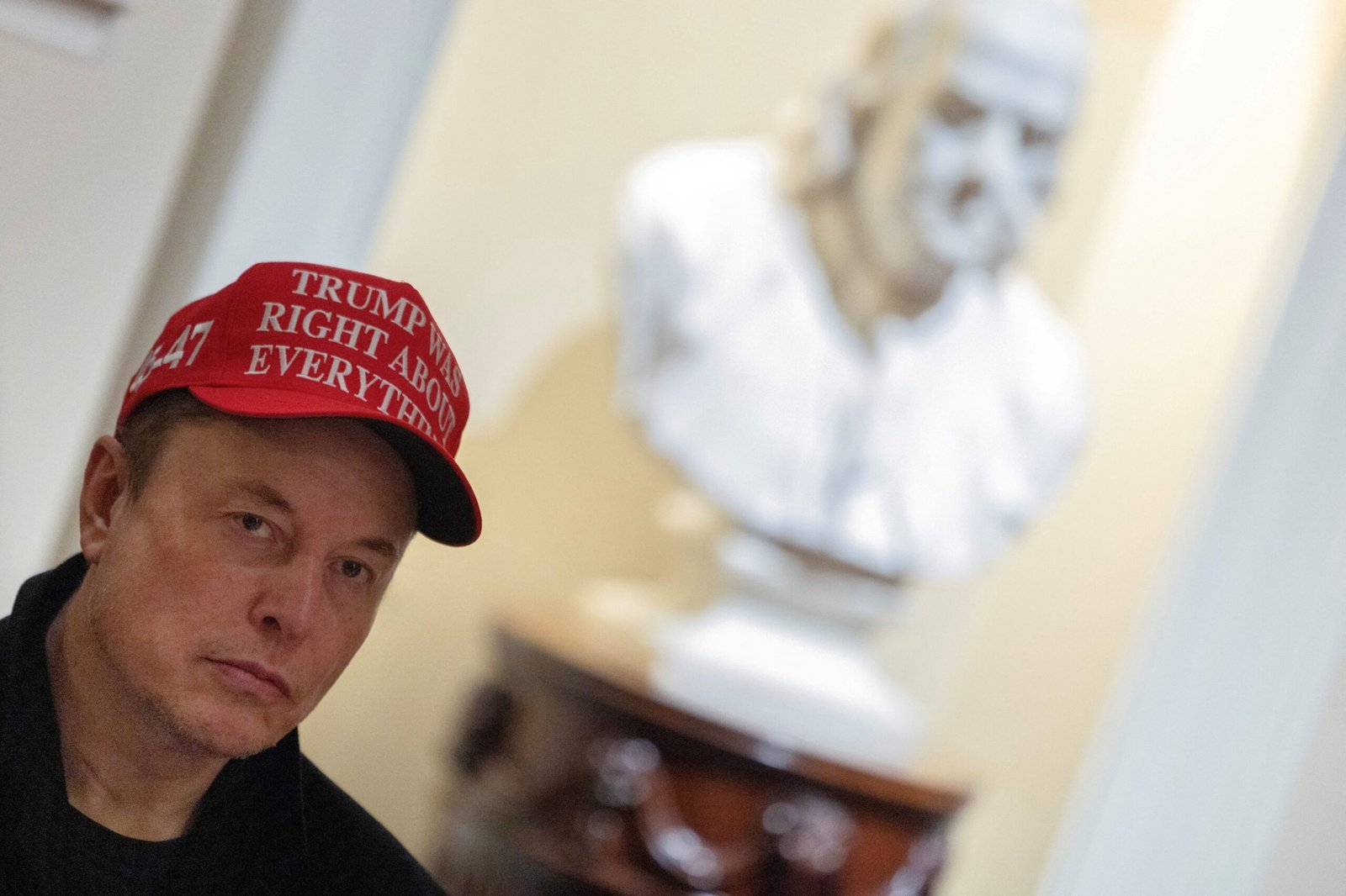 A saída de Musk e a fotografia do governo Trump – O Assunto #1478 A saída de Musk e a fotografia do governo Trump – O Assunto #1478