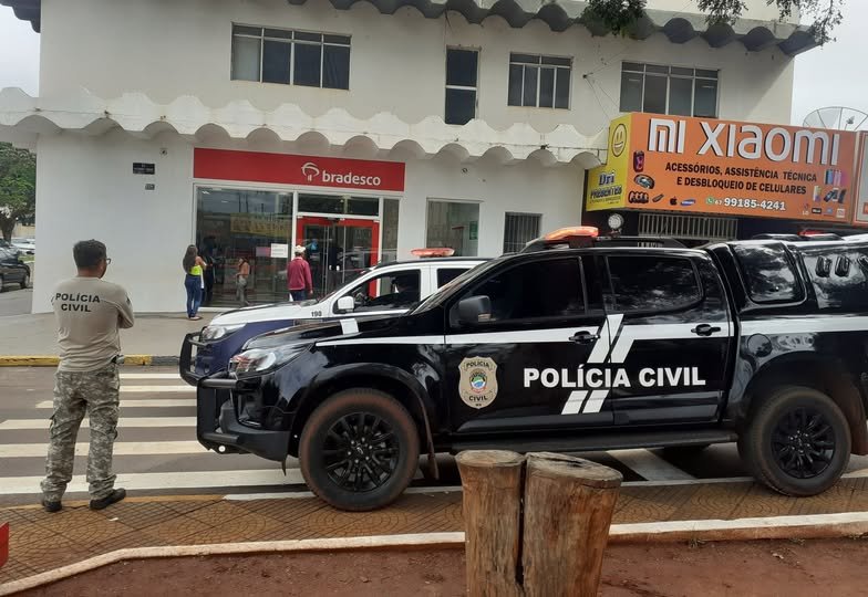 Em Iguatemi, segurança tira a própria vida dentro de agência bancária Em Iguatemi, segurança tira a própria vida dentro de agência bancária