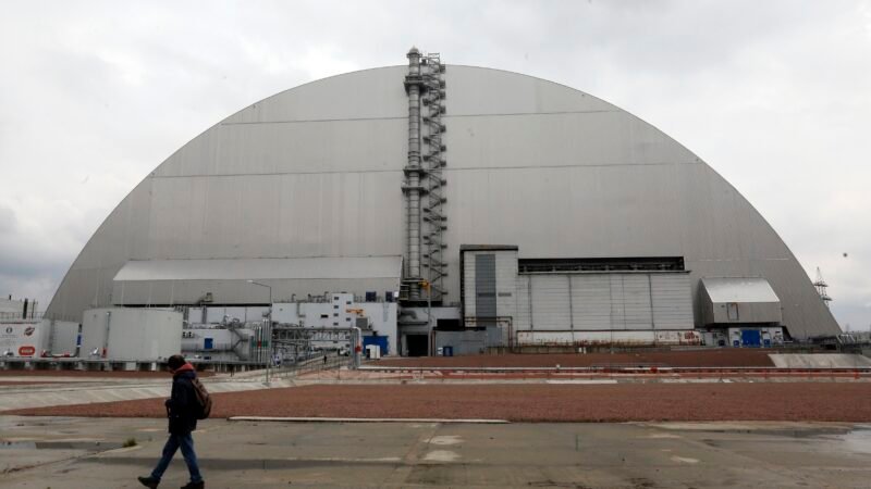 Trancados em Chernobyl, funcionários passaram 25 dias em usina após invasão russa: ‘Só tínhamos a roupa do corpo’