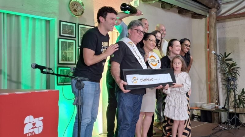Comida di Buteco 2025: Bar do Carlinho, de Uberlândia, é tetracampeão do circuito Triângulo Mineiro com Bolinho Sabor Agreste