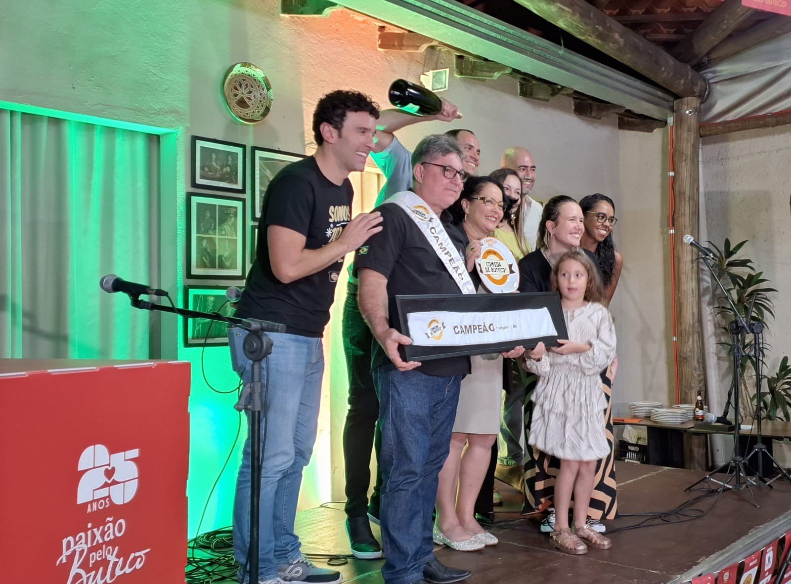 Comida di Buteco 2025: Bar do Carlinho, de Uberlândia, é tetracampeão do circuito Triângulo Mineiro com Bolinho Sabor Agreste Comida di Buteco 2025: Bar do Carlinho, de Uberlândia, é tetracampeão do circuito Triângulo Mineiro com Bolinho Sabor Agreste