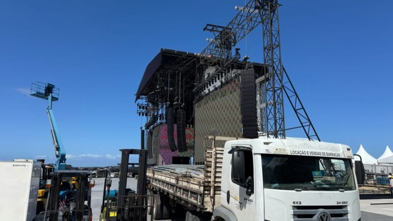 Operação Tatuí, de varredura das areias da Praia de Copacabana, é reforçada para show da Lady Gaga