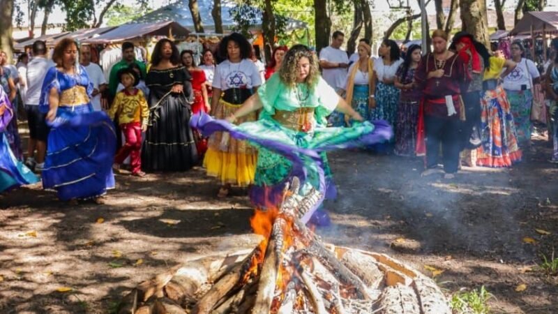 Guaratiba tem domingo de celebrações em homenagem a Santa Sara Kali, padroeira do povo cigano