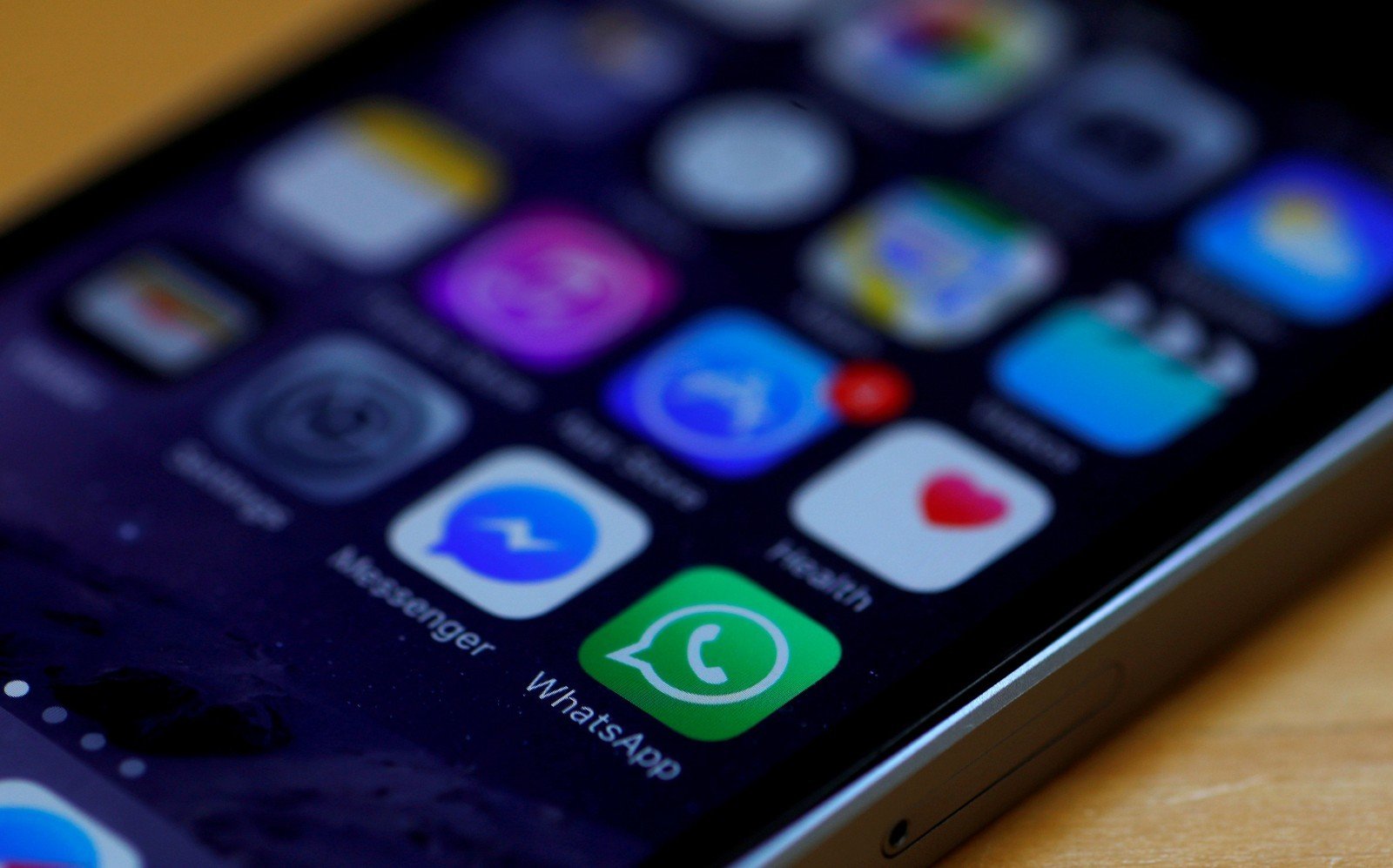 WhatsApp deixa de funcionar em iPhones antigos a partir desta segunda WhatsApp deixa de funcionar em iPhones antigos a partir desta segunda