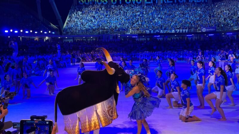 Caprichoso lota Bumbódromo no último ensaio e empolga torcida para disputa do tetra