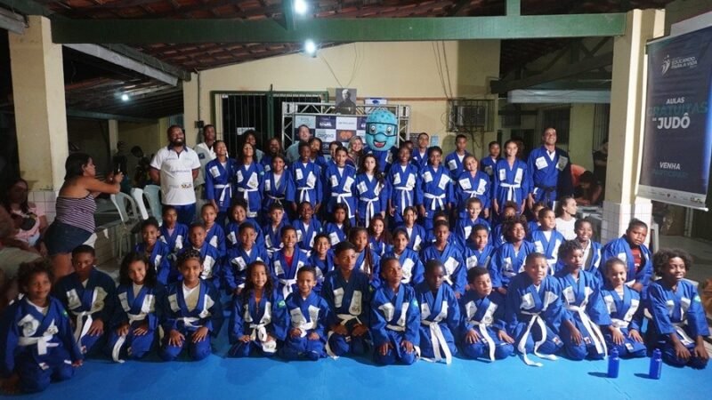Crianças do Manoel Corrêa, em Cabo Frio, iniciam aulas gratuitas de judô