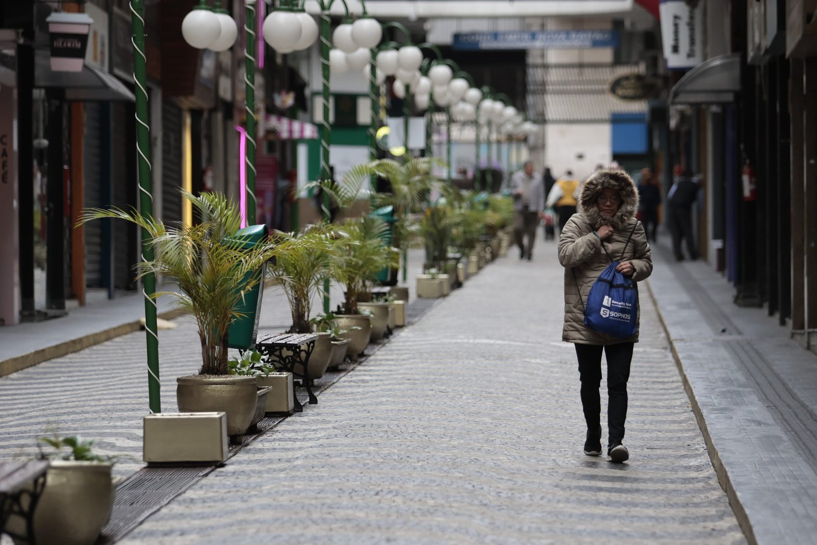 Onda de frio começa a enfraquecer nesta quinta; Sul tem previsão de chuvas intensas Onda de frio começa a enfraquecer nesta quinta; Sul tem previsão de chuvas intensas