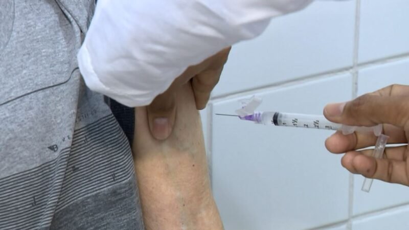 Alta de casos de síndrome respiratória acende alerta para baixa procura por vacina da gripe em Campinas; entenda