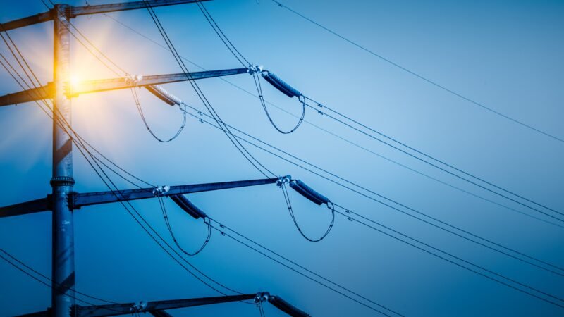Amazonas terá bandeira vermelha nas contas de energia em junho; saiba como economizar
