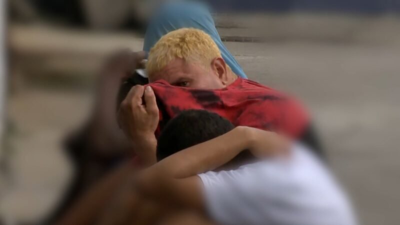 Mulher mantida em cárcere é ‘liberada’ para levar o filho à escola; professores notam agressões e a levam para a delegacia no ES