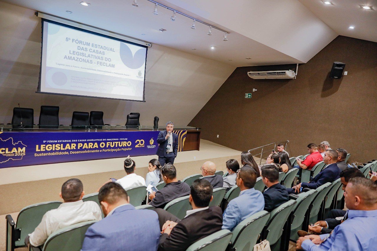 Escola do Legislativo da Aleam capacita mais de 4.200 pessoas no 1º semestre de 2025