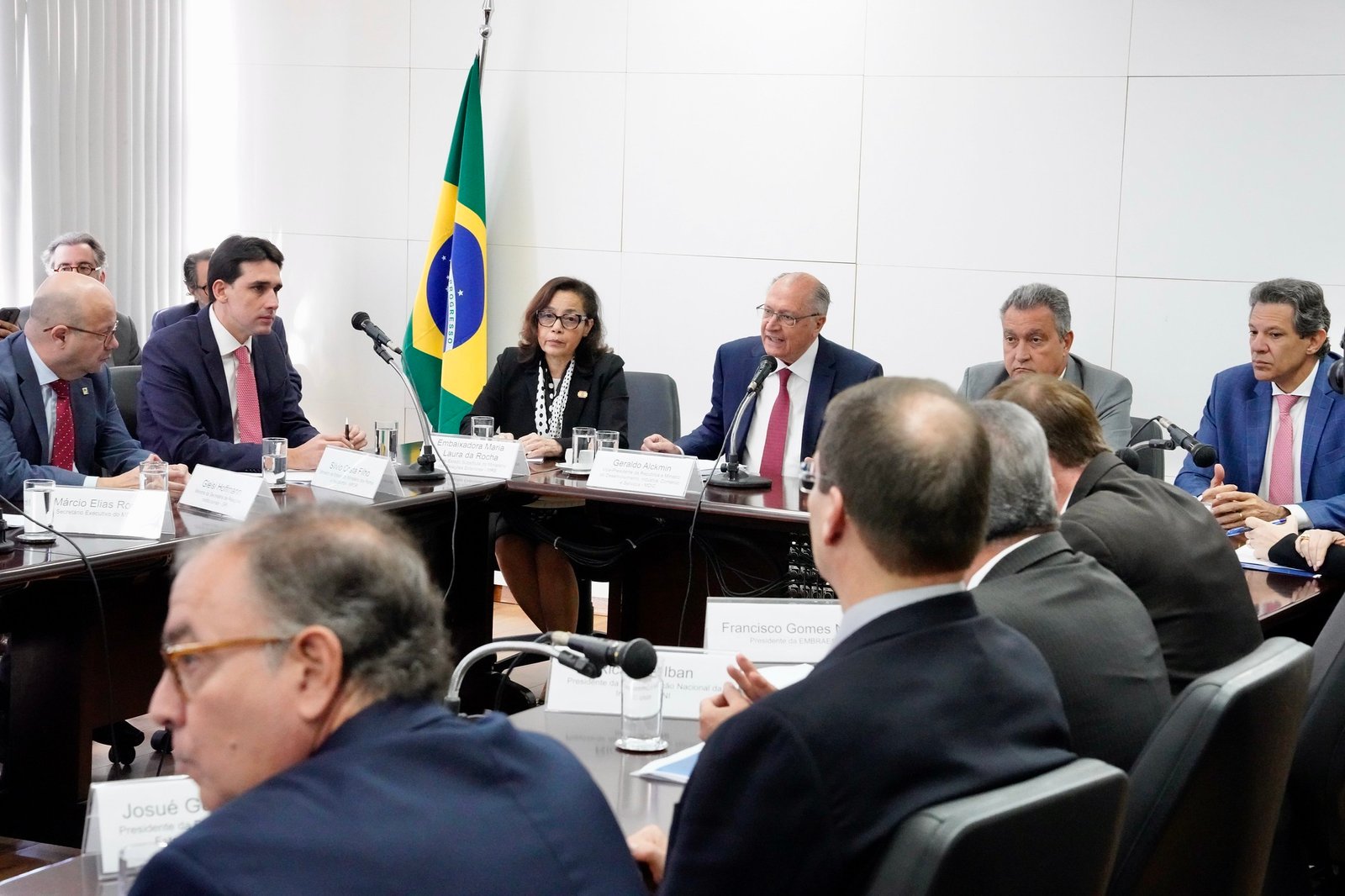 Tarifaço: a estratégia dos exportadores do Brasil – O Assunto #1511 Tarifaço: a estratégia dos exportadores do Brasil – O Assunto #1511