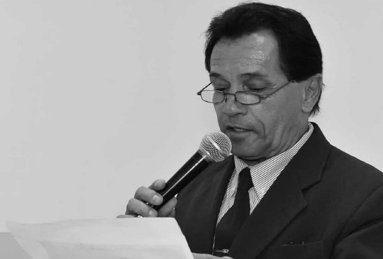 Morre o radialista Jackson Hora, aos 69 anos, em Aracaju Morre o radialista Jackson Hora, aos 69 anos, em Aracaju