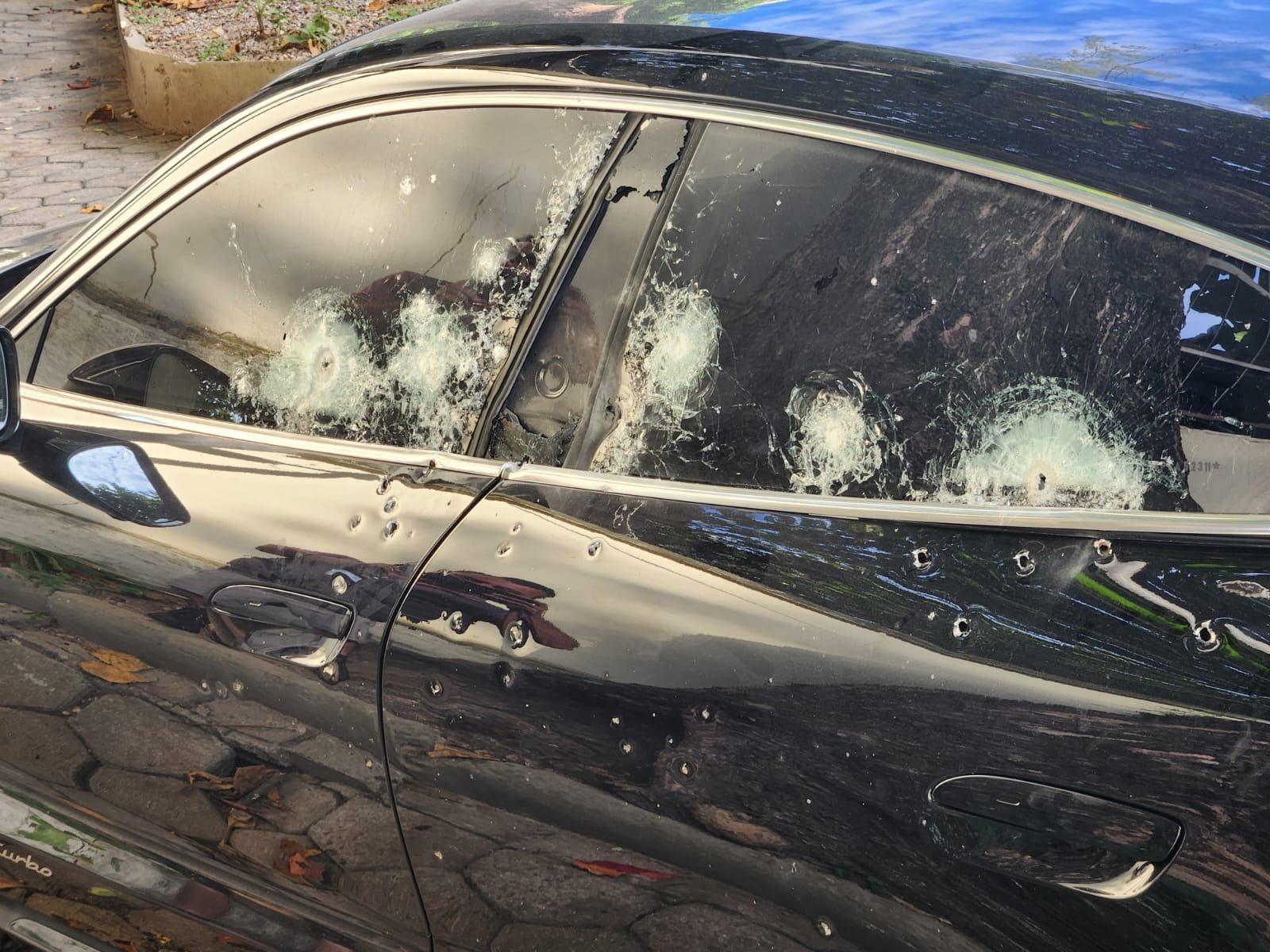 Vinicius Drumond foi seguido por atiradores ao sair de academia em shopping na Zona Oeste