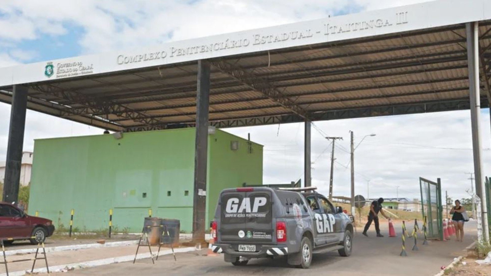 Motim em presídio na Grande Fortaleza deixa 14 presos feridos