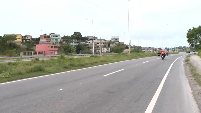 Motorista de app é colocado no porta-malas do próprio carro e obrigado a fazer Pix de R$ 1 mil no ES