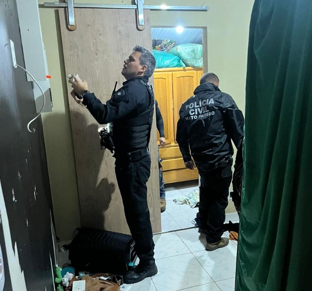 Doze pessoas são presas e 5 adolescente são internados em megaoperação contra extorsão e homicídios em MT