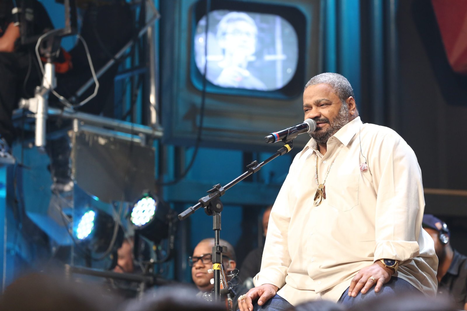Corpo de Arlindo Cruz será velado neste sábado na quadra do Império Serrano, em cerimônia ‘em formato de gurufim’ Corpo de Arlindo Cruz será velado neste sábado na quadra do Império Serrano, em cerimônia ‘em formato de gurufim’