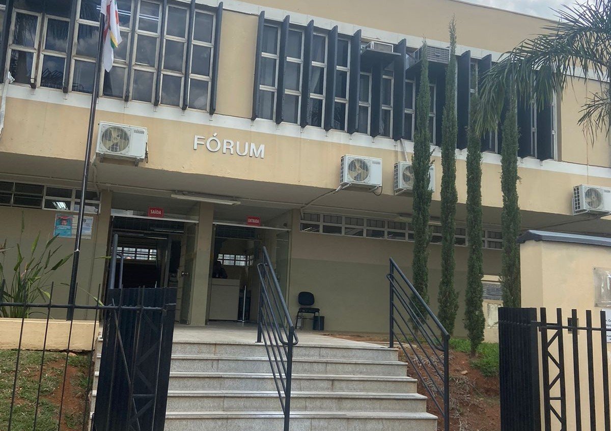 Julgamento de acusado de matar namorada adolescente grávida em Três Pontas é adiado pela quarta vez