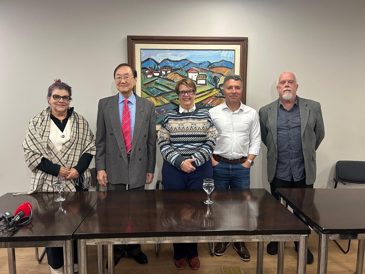 Juiz de Fora pode se tornar cidade-irmã de município chinês e abrir caminho para sediar multinacional Juiz de Fora pode se tornar cidade-irmã de município chinês e abrir caminho para sediar multinacional