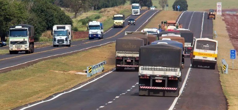 Idoso morre atropelado ao tentar atravessar rodovia durante a madrugada em MS