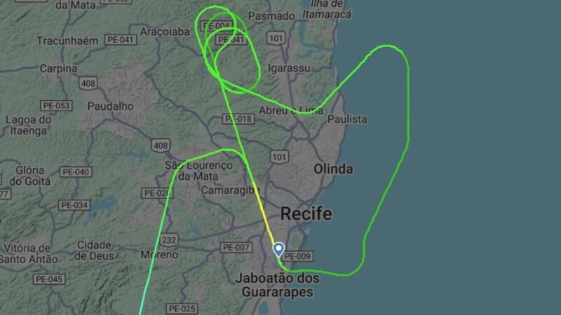 Avião da Azul fica voando em círculos após arremeter ao tentar pousar no Aeroporto do Recife