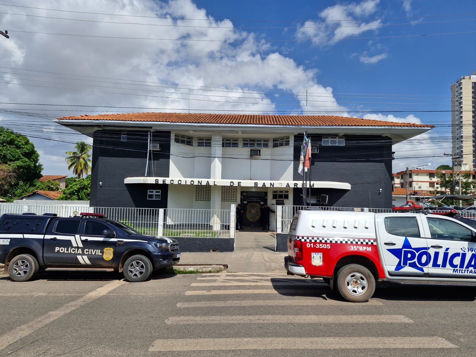 Bebedeira e confusão entre vizinhos terminam com homem atingido por paulada no bairro Maracanã Bebedeira e confusão entre vizinhos terminam com homem atingido por paulada no bairro Maracanã