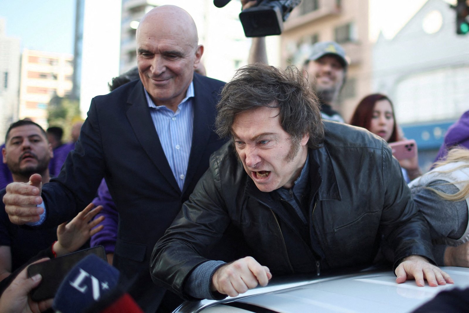 A crise inédita de Javier Milei na Argentina – O Assunto #1545 A crise inédita de Javier Milei na Argentina – O Assunto #1545