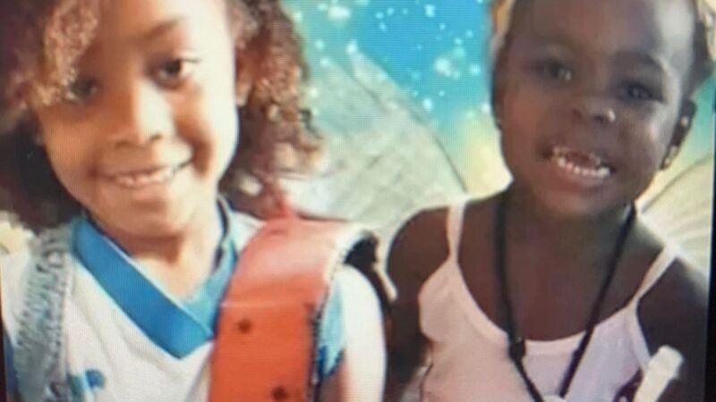 Famílias das meninas Emily e Rebecca, mortas com tiro de fuzil, entram na Justiça com ação contra o Estado