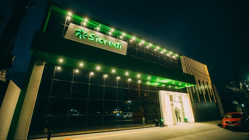 Sicredi atinge 3 mil agências e reforça compromisso com o desenvolvimento local
