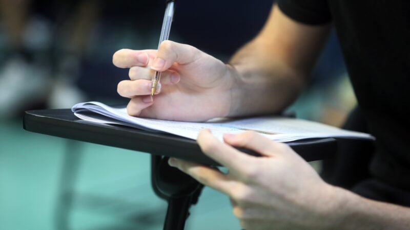 Fuvest abre inscrições para simulado presencial do vestibular 2026; saiba como participar