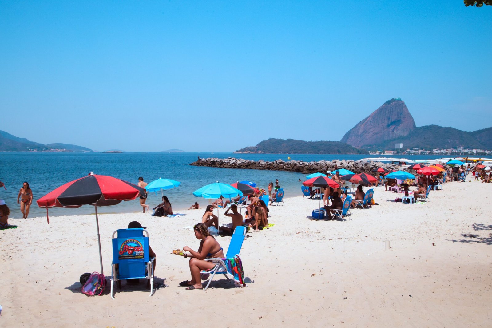 Despedida do inverno tem Rio e Niterói com todas as praias liberadas para banho e previsão de até 39 graus