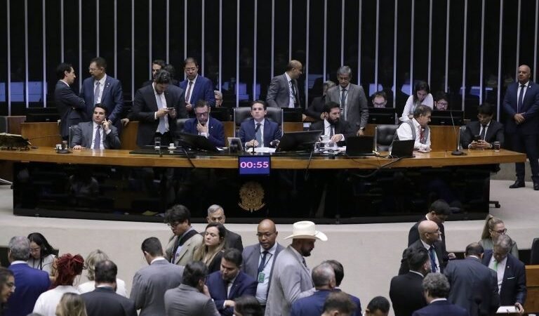 PEC da Blindagem: caminho para a impunidade – O Assunto #1558