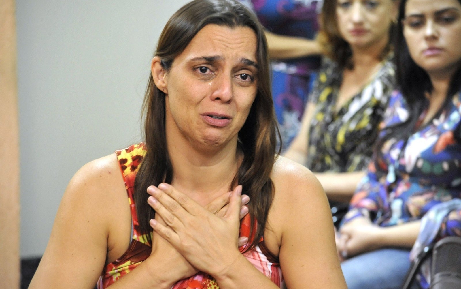 Mãe condenada por matar bebê encontrado em escaninho vai para prisão domiciliar, determina Justiça