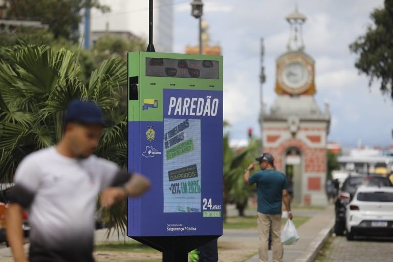 Câmeras do Sistema Paredão prendem 35 foragidos e recuperam 500 veículos em 3 meses no AM