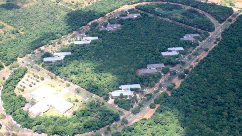 Justiça manda parar obras e proíbe novos alvarás no Parque dos Poderes