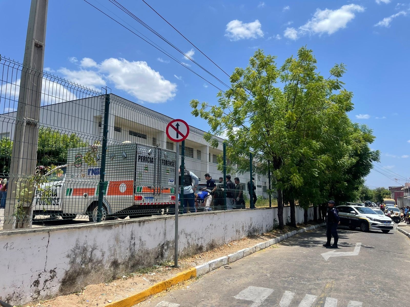 Ataque em escola de Sobral: veja o que se sabe sobre crime que deixou 2 mortos e 3 feridos